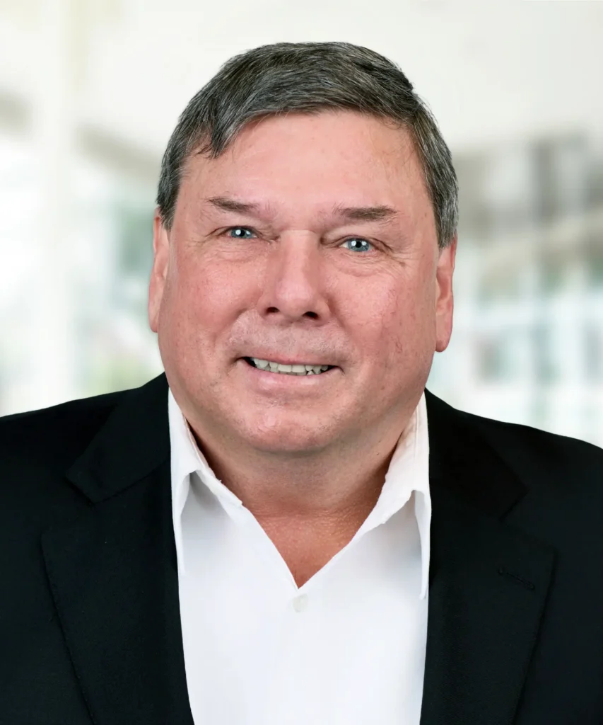 A headshot of Robert Hague.
